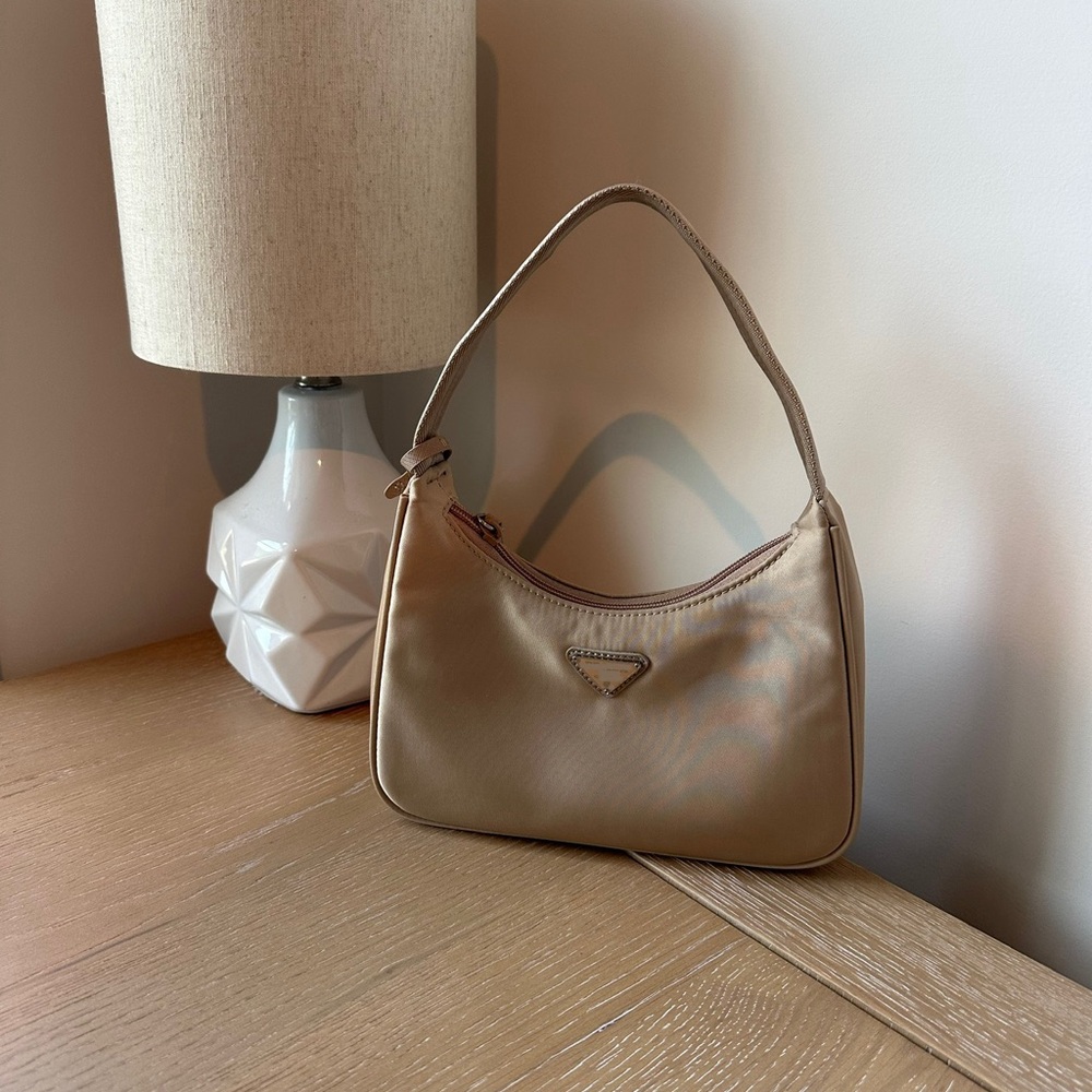 Trendy Beige Mini Shoulder Bag – 2000s Style, Nylon & Chain Detail